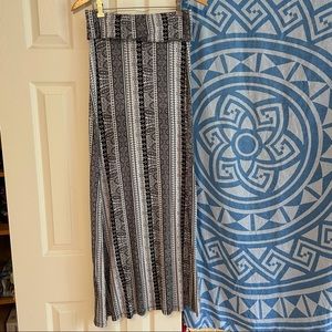 Black and white patterned maxi skirt